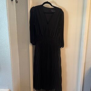 Taylor Black Pleated V-Neck Long Sleeve Midi Dress